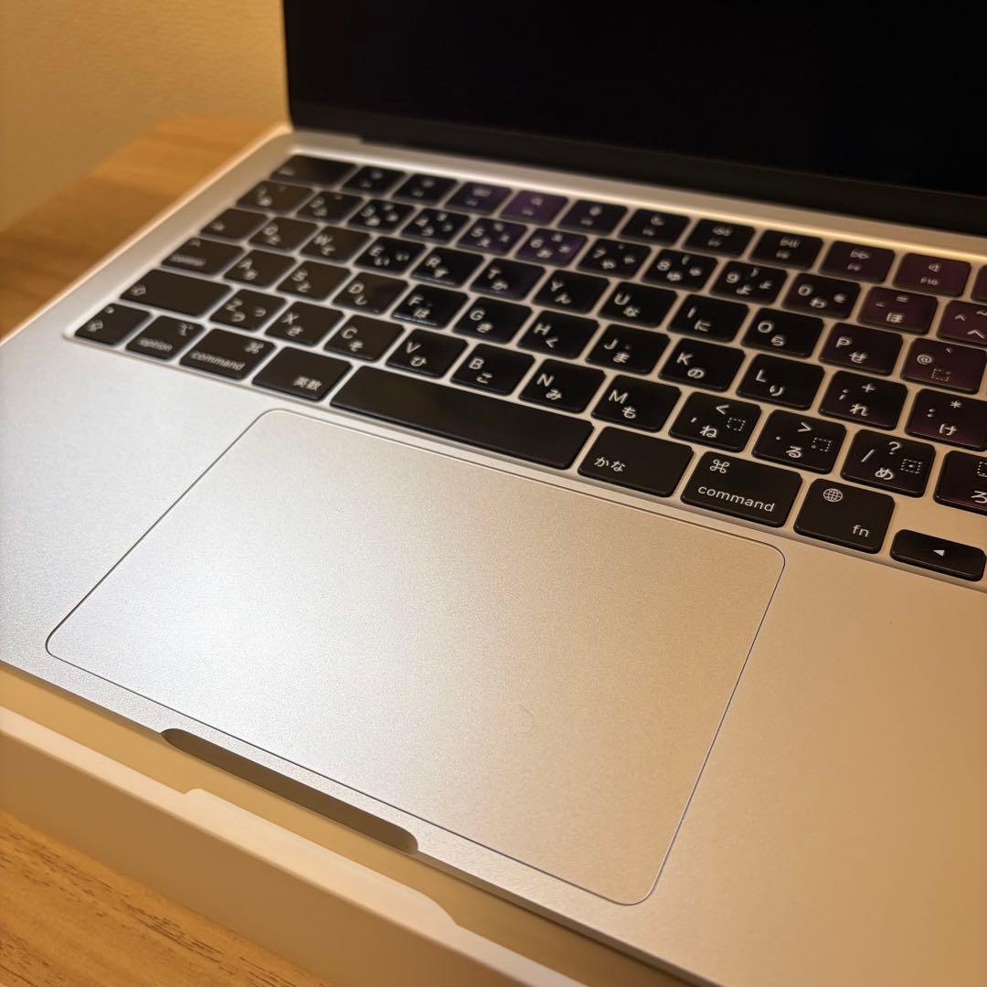【超美品】MacBook Air M2 シルバー 16GB 512GB