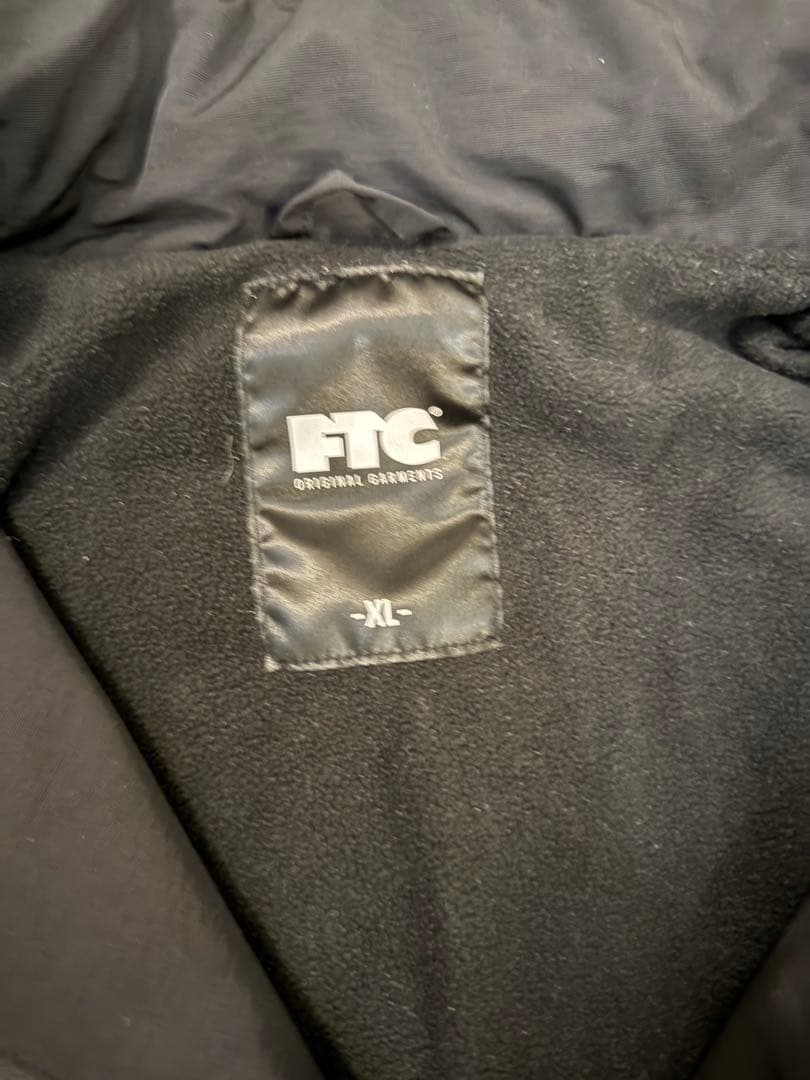 FTC ハーフジップジャケット　ナイロンジャケット　型番 FTC022AWJ07