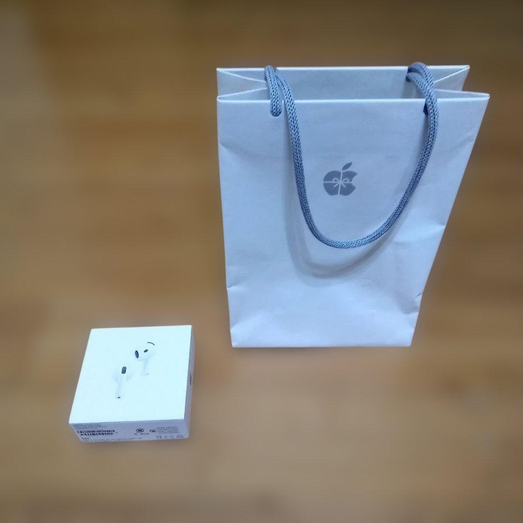 ★新品未開封★Airpods4 ノイズキャンセリング搭載(ANC)