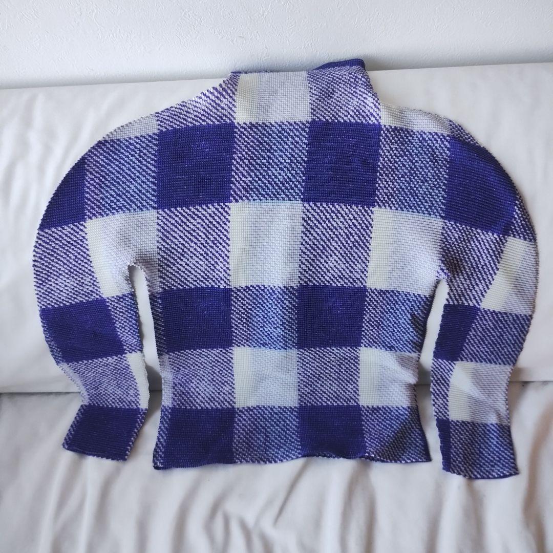 me ISSEY MIYAKE　ワッフルプリーツチェック　長袖カットソー