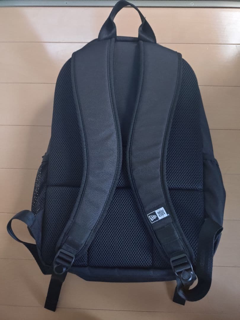 ⭐︎【極美品】DeNaベイスターズ バックパック　ニューエラ　35L! ブラック