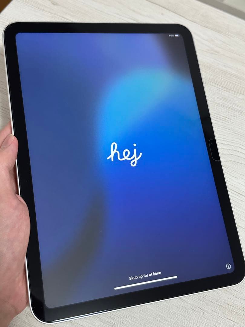 iPad (第10世代) 64GB WiFiモデル 限定保証付き