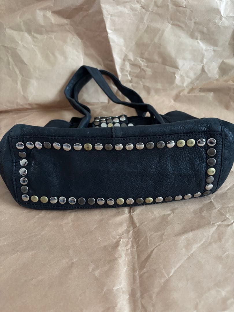 TRES トレ スタッズ レザー トートバッグ