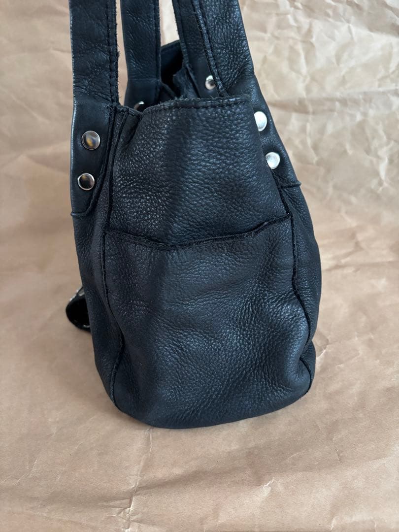 TRES トレ スタッズ レザー トートバッグ