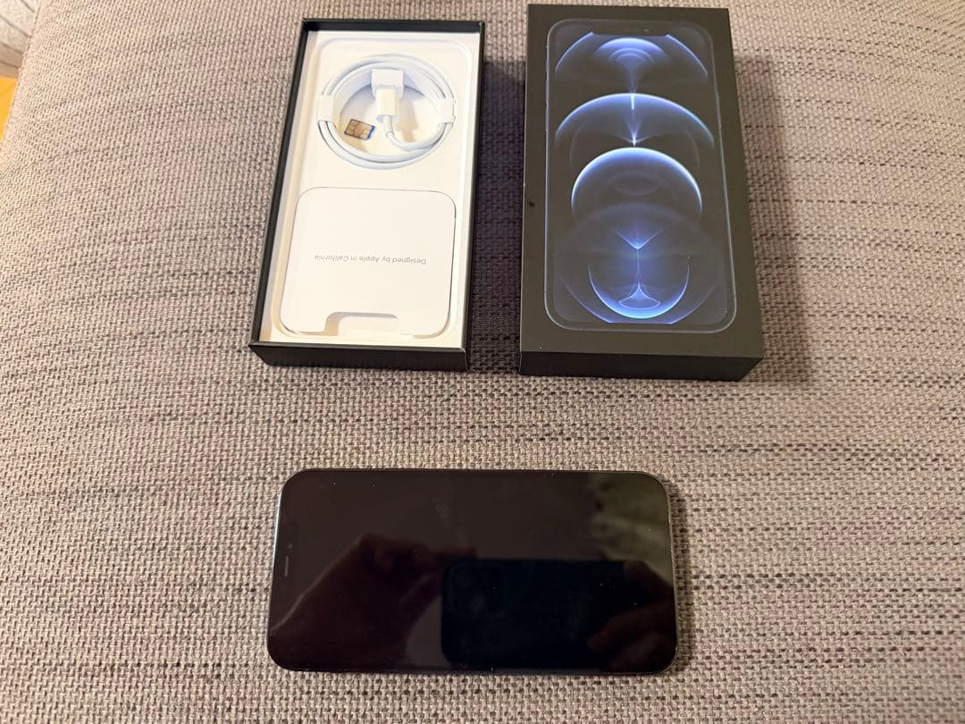 iPhone 12 Pro 128GB バッテリー88% SIMフリー