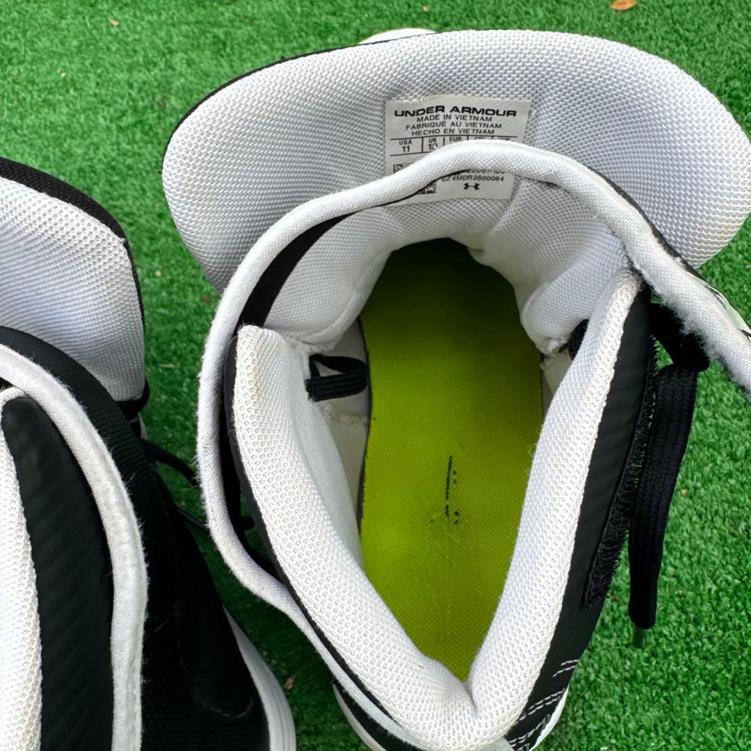 【激レア】アンダーアーマー ハーパーモデル ポイントスパイク29cm 中古品