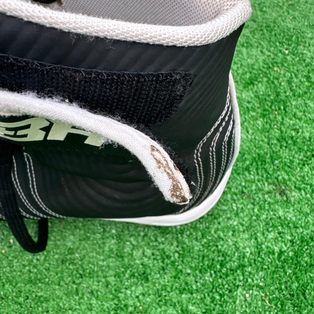 【激レア】アンダーアーマー ハーパーモデル ポイントスパイク29cm 中古品