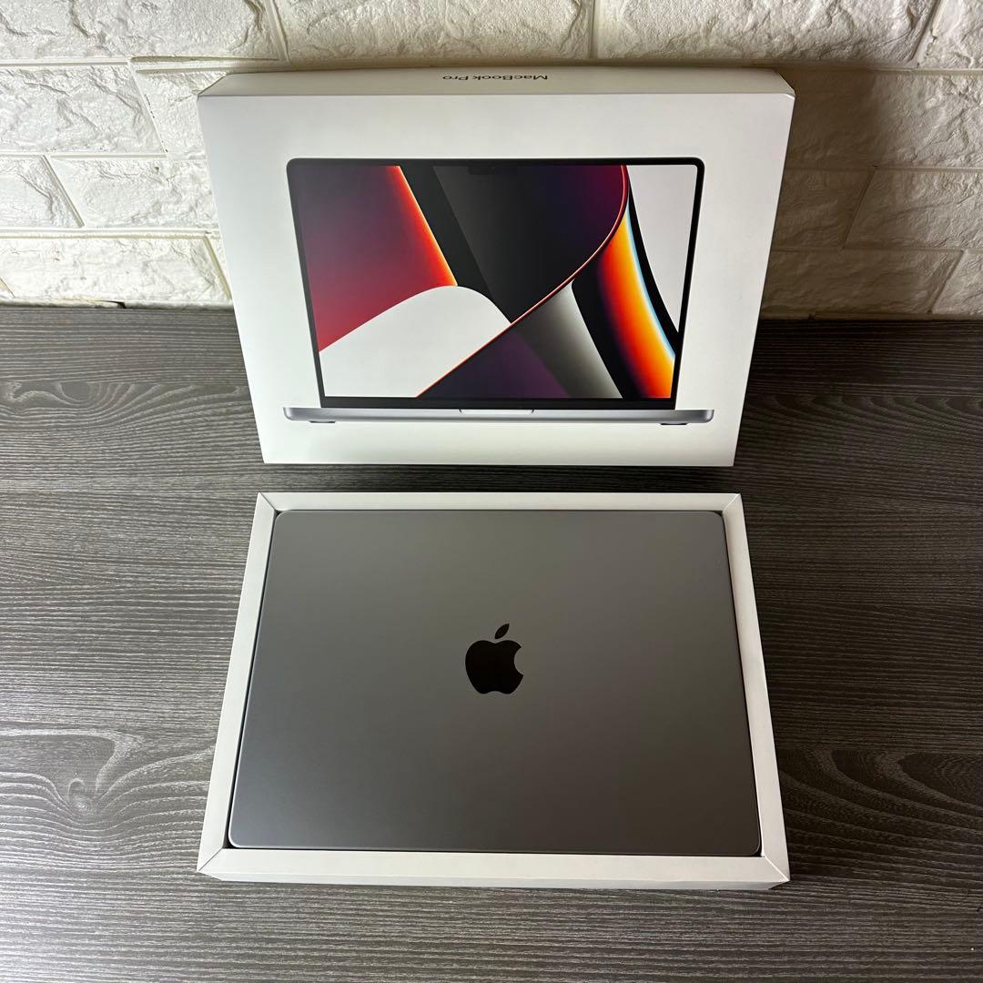 (極美品) MacBook Pro 2021 M1 MAX
