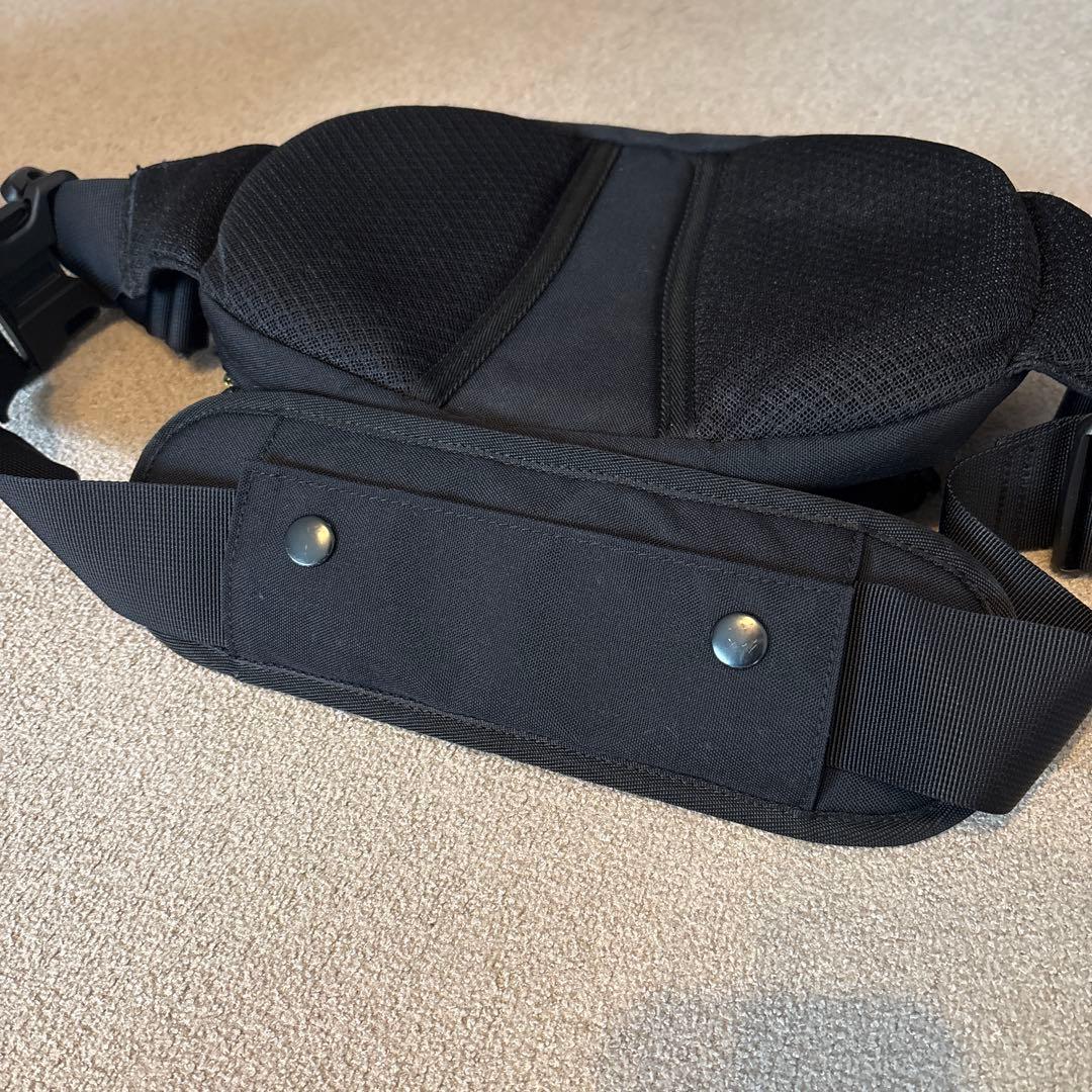 Hugoo ヒップシート 黒