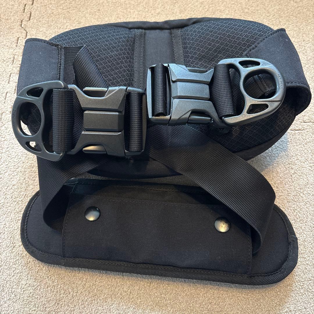 Hugoo ヒップシート 黒