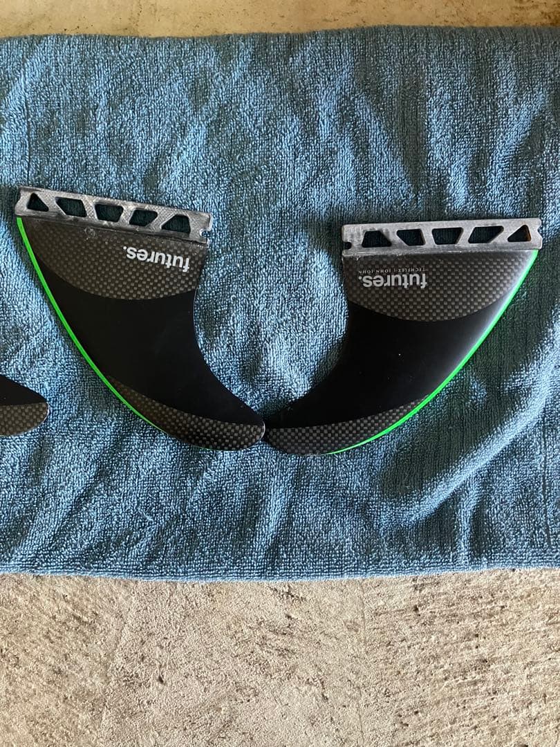 J JフローレンスFutures ミディアムサイズ　カーボン