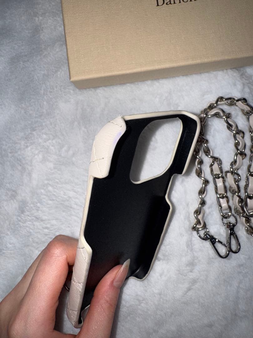 Darich キルティングビジューiPhoneケース　15pro