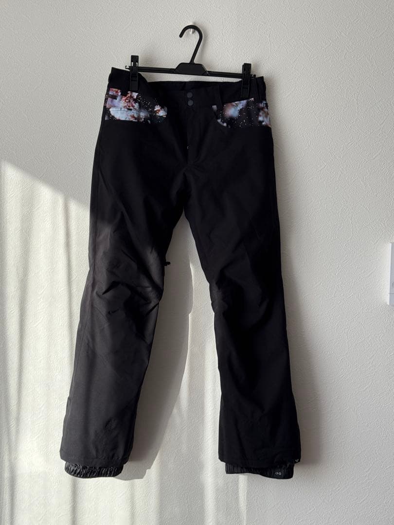 ＲＯＸＹ　スノーボード.スキーウェア　上下セット（女性用）