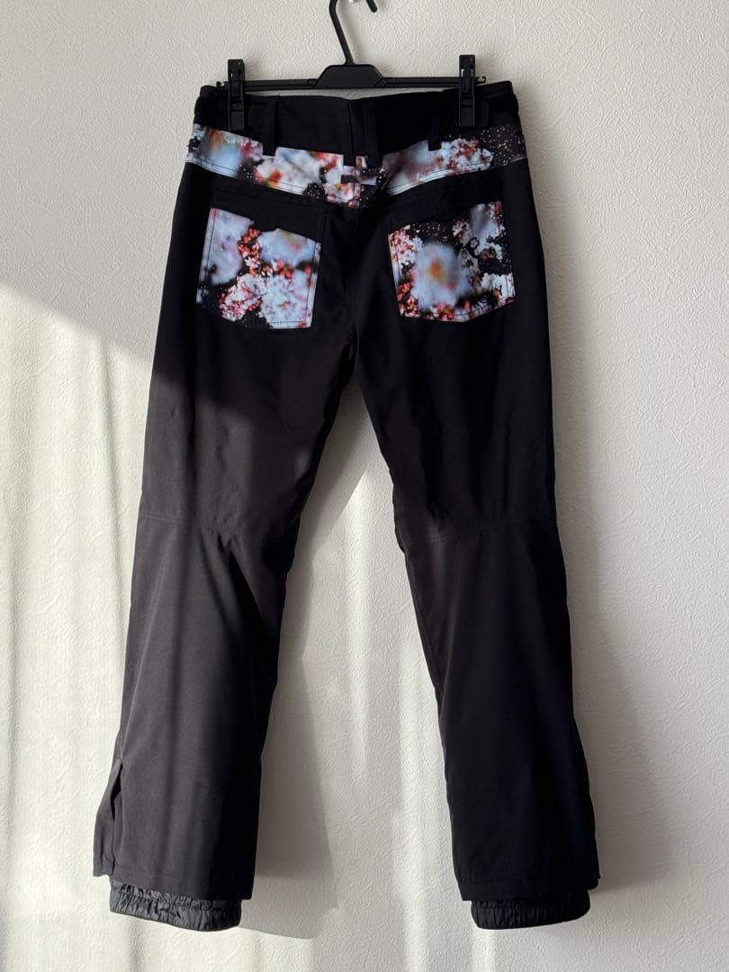 ＲＯＸＹ　スノーボード.スキーウェア　上下セット（女性用）