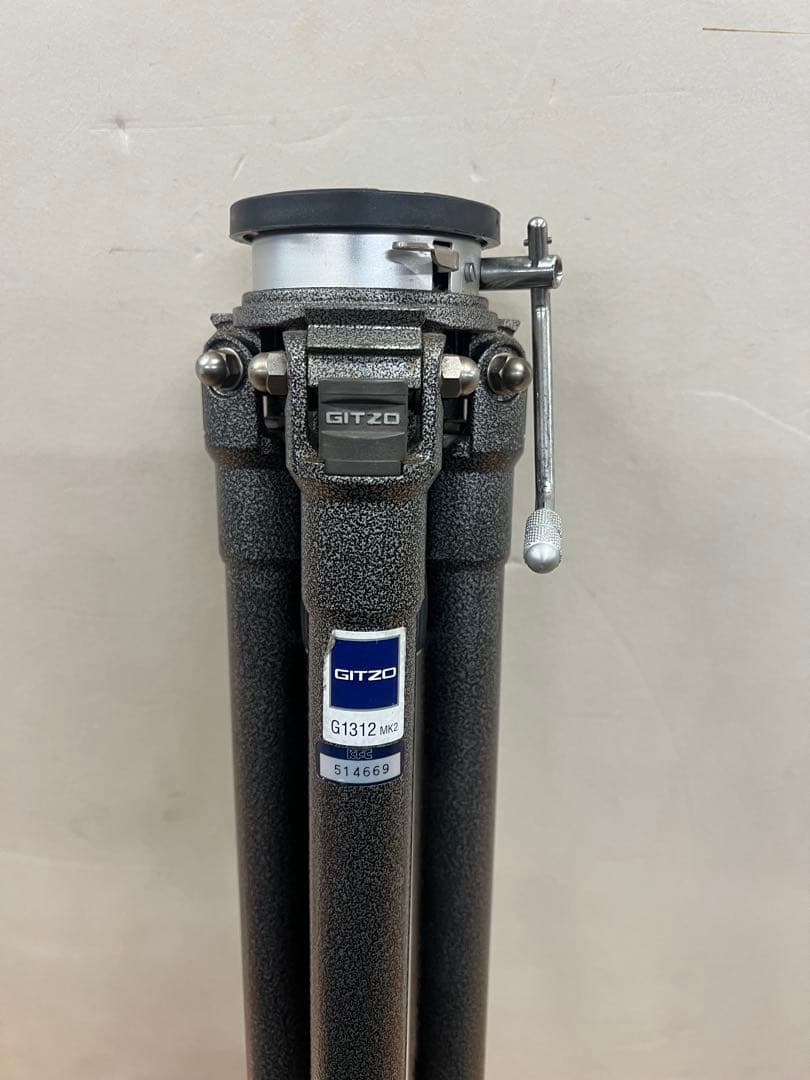 ［美品 ］ジッツォ GITZO 三脚 G1312 送料込み￼