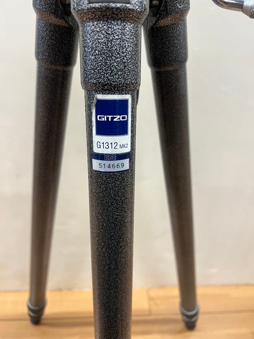 ［美品 ］ジッツォ GITZO 三脚 G1312 送料込み￼