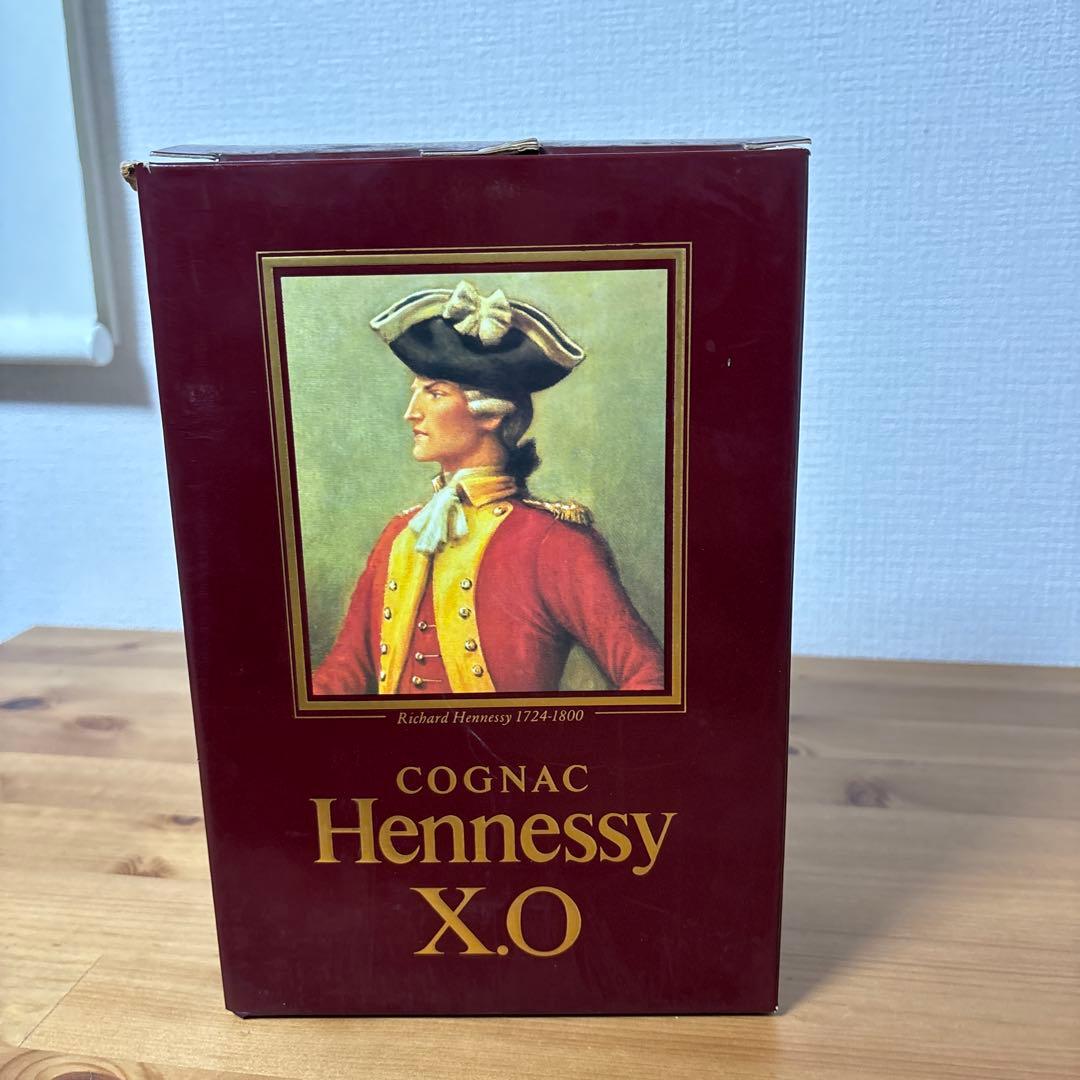 ヘネシー XO 1000ml 金キャップ クリアボトル 箱付　コニャック　❶