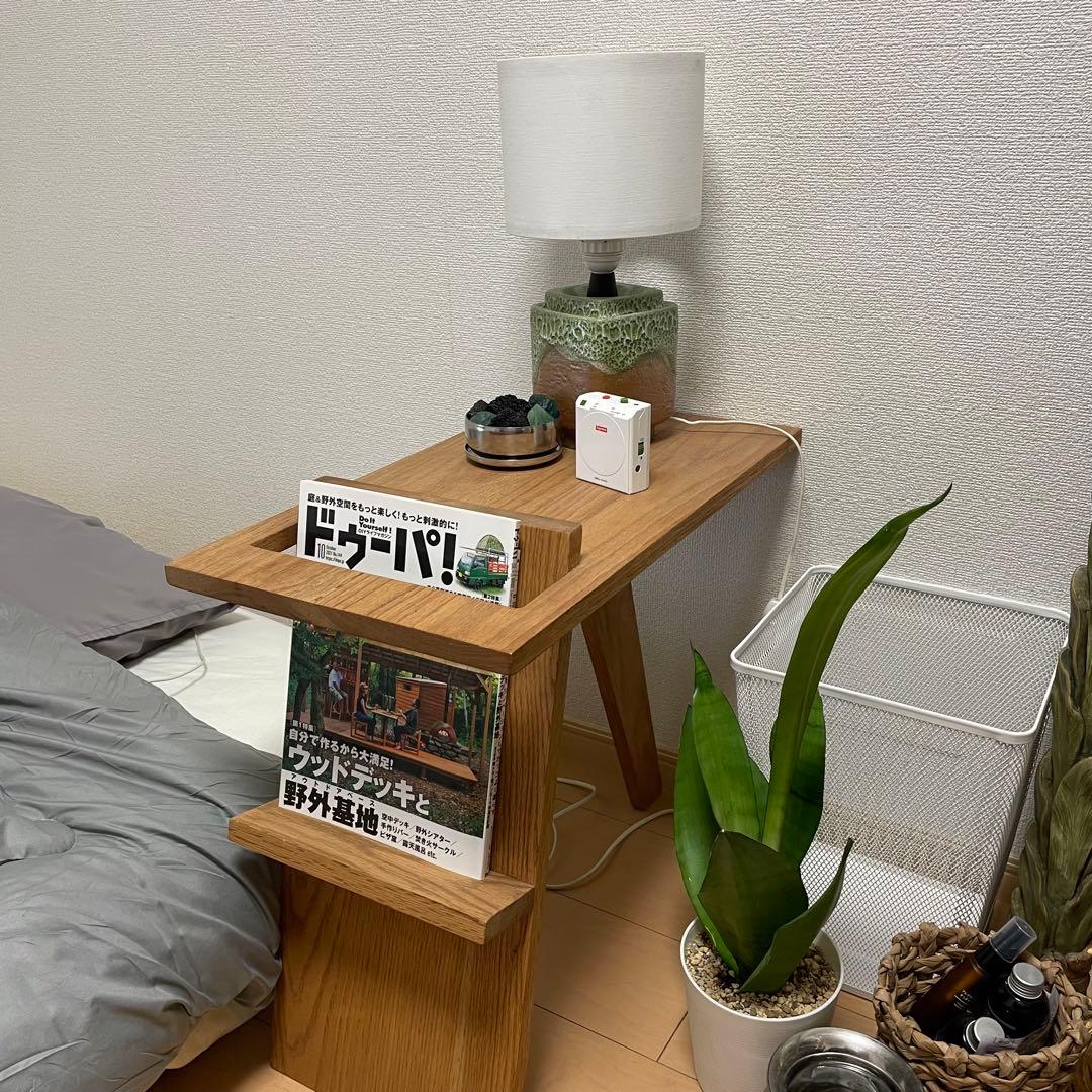 送料込み　海外買い付け　オーク材　サイドテーブル