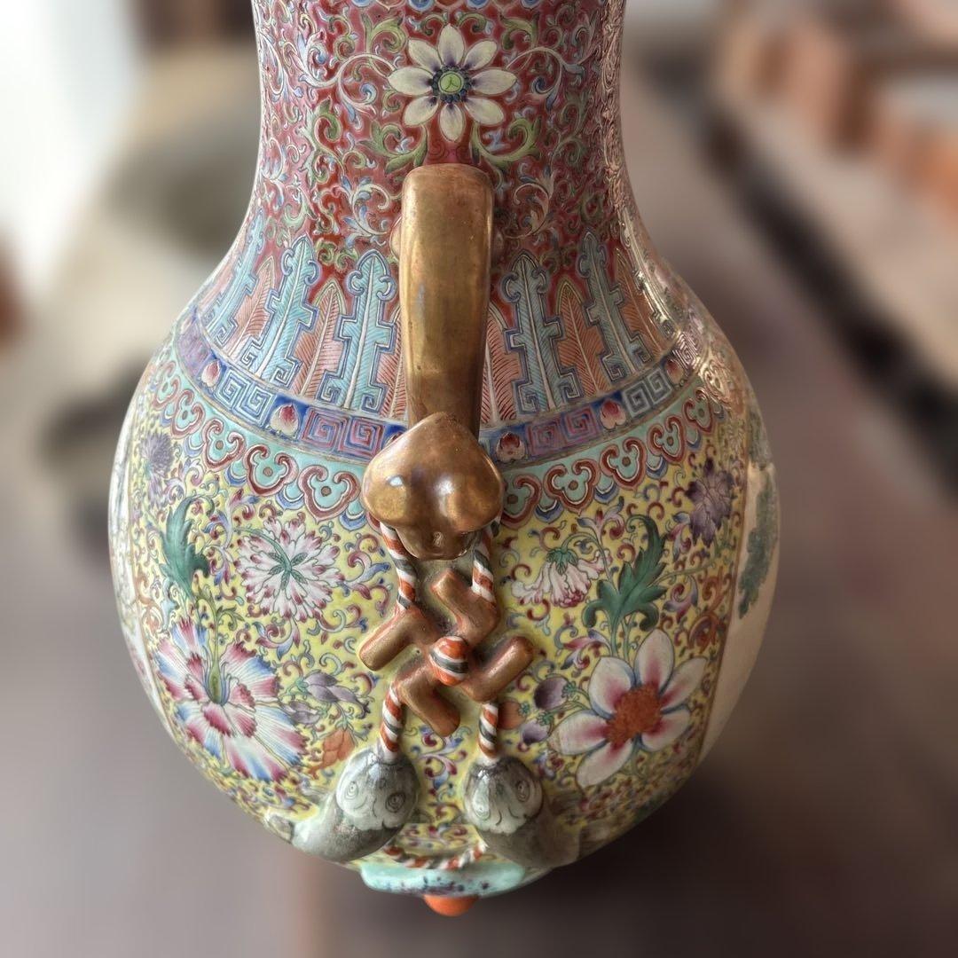 花鳥模様の陶器花瓶