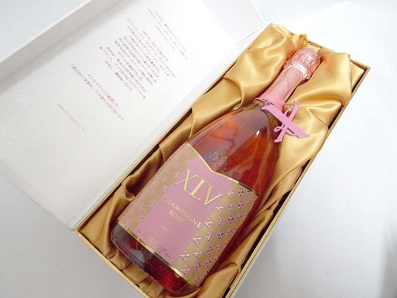 XLV シャンパーニュ ロゼ ブリュット リミテッドエディション シャンパン