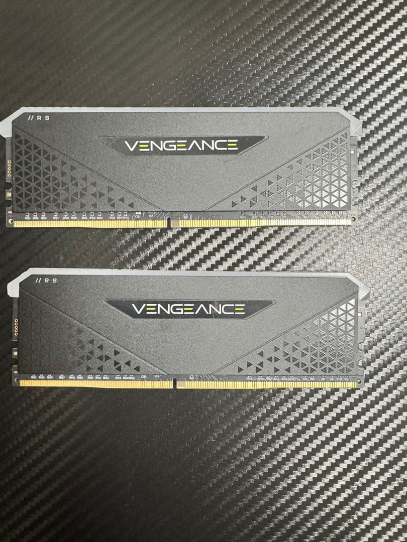 Vengeance DDR4 メモリー 16GB×2枚セット