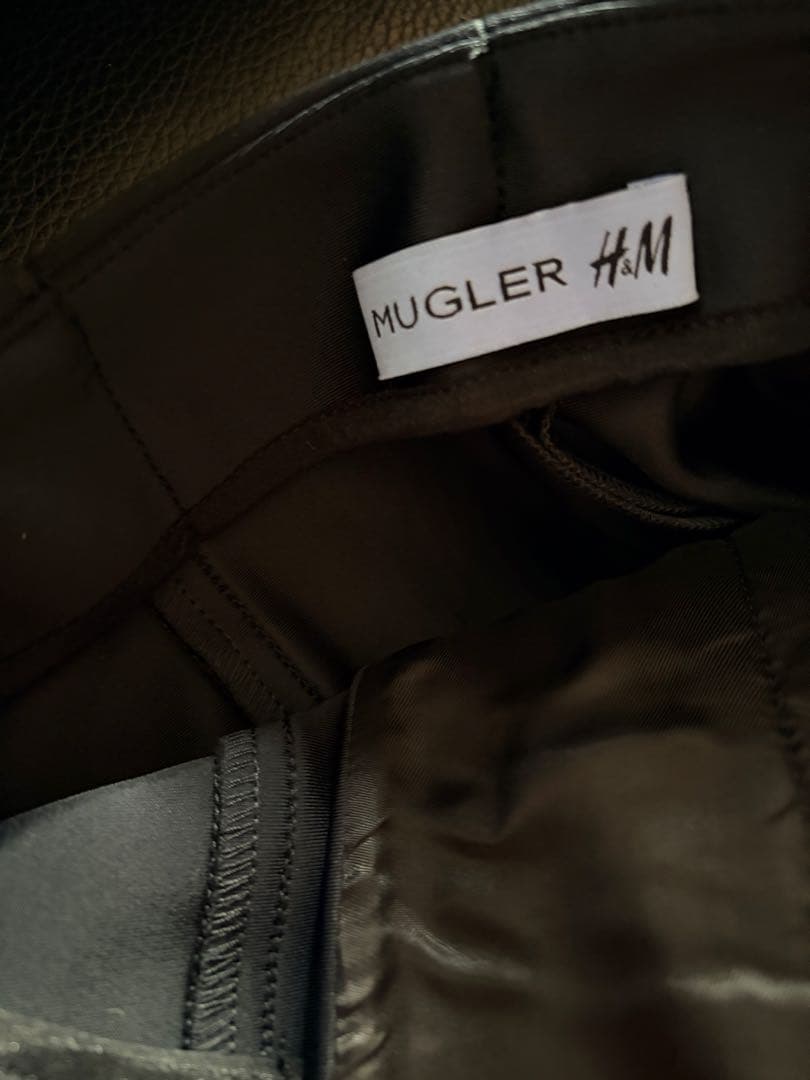 パンツ mugler hm