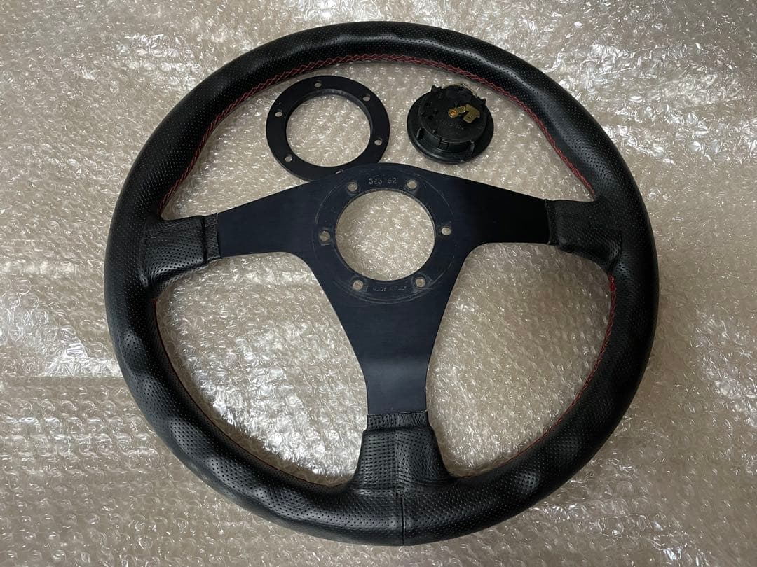 NARDI GARA III TYPE-B ナルディ レザーステアリング 35φ