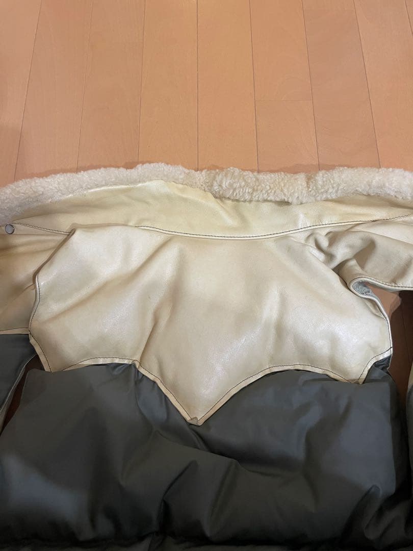 ロッキーマウンテンフェザーベッド　ダウンベスト