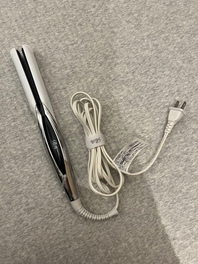 【美品】リファ ビューテックストレートアイロン