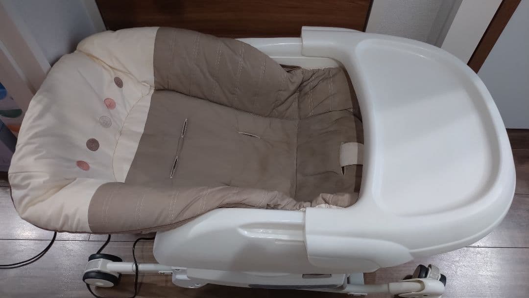 コンビ ネムリラ AUTO SWING エッグショック BE ココアブラウン