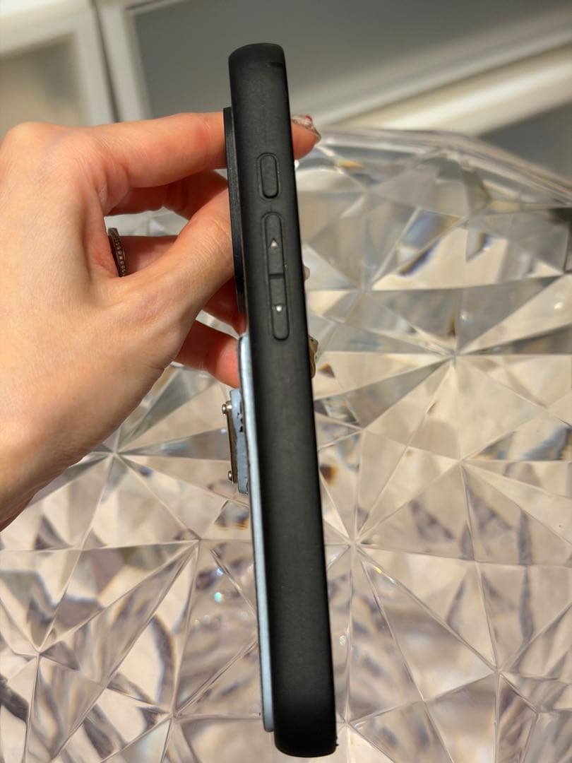 プラダ iPhone15pro ケース