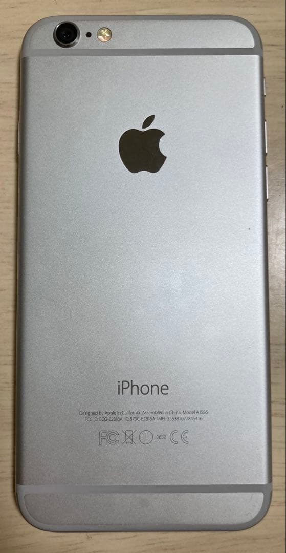 iPhone 6 シルバー 本体　16GB