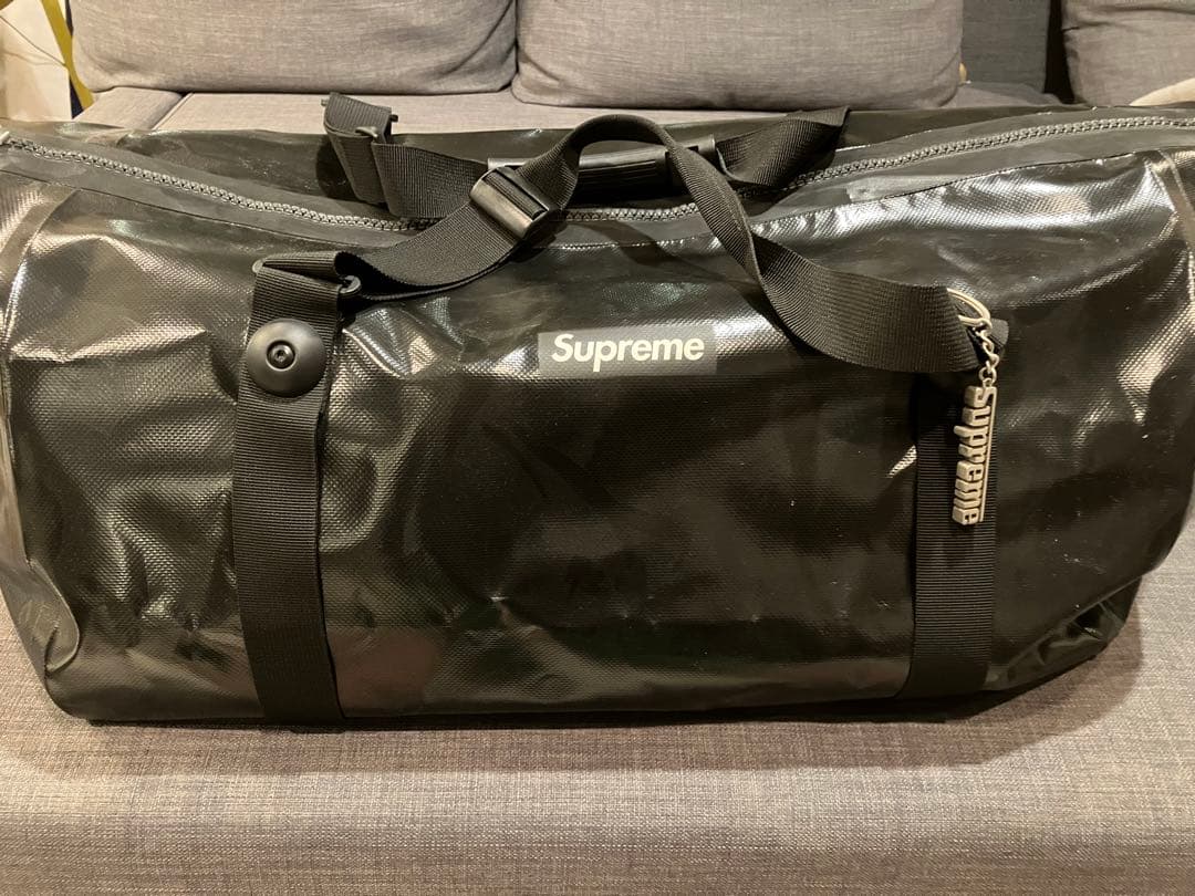 ストーンアイランド　シュプリーム　コラボバッグ