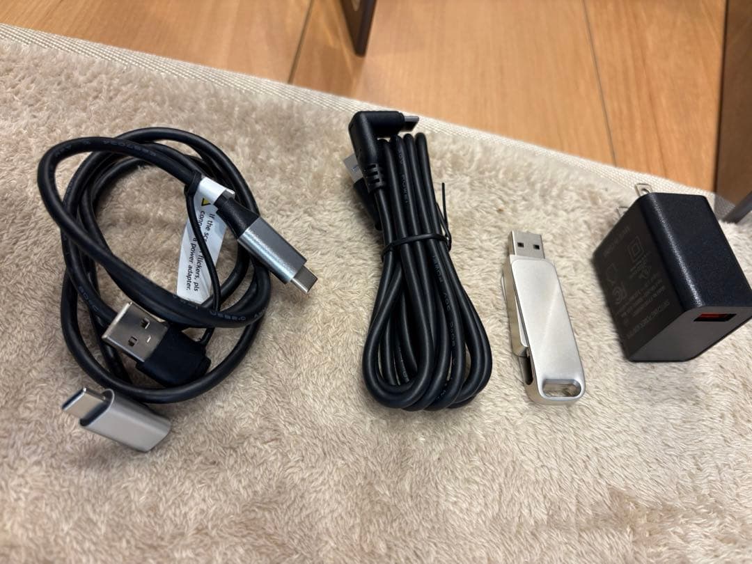 【未使用】MT-VK1 15.6インチ デュアルモニター 本体