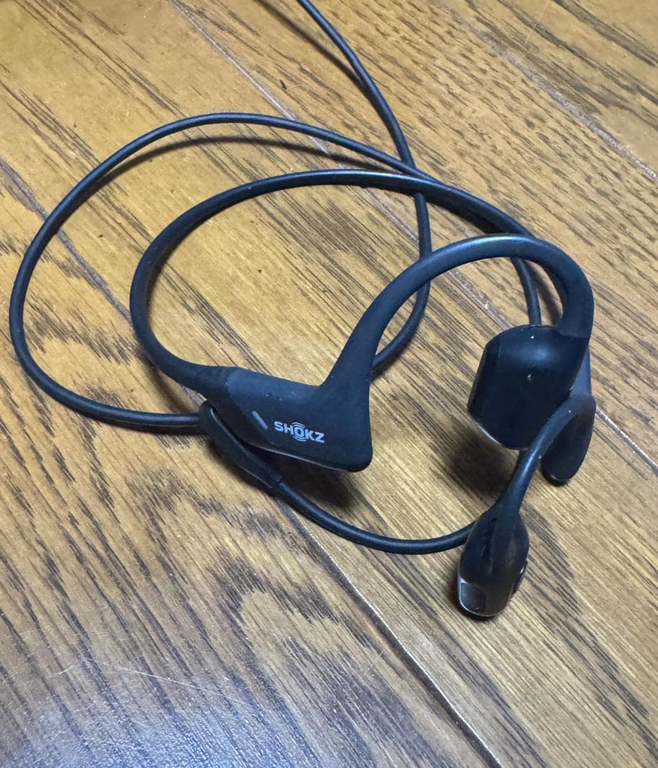 SHOKZ OPENRUN PRO 骨伝導イヤホン 中古品