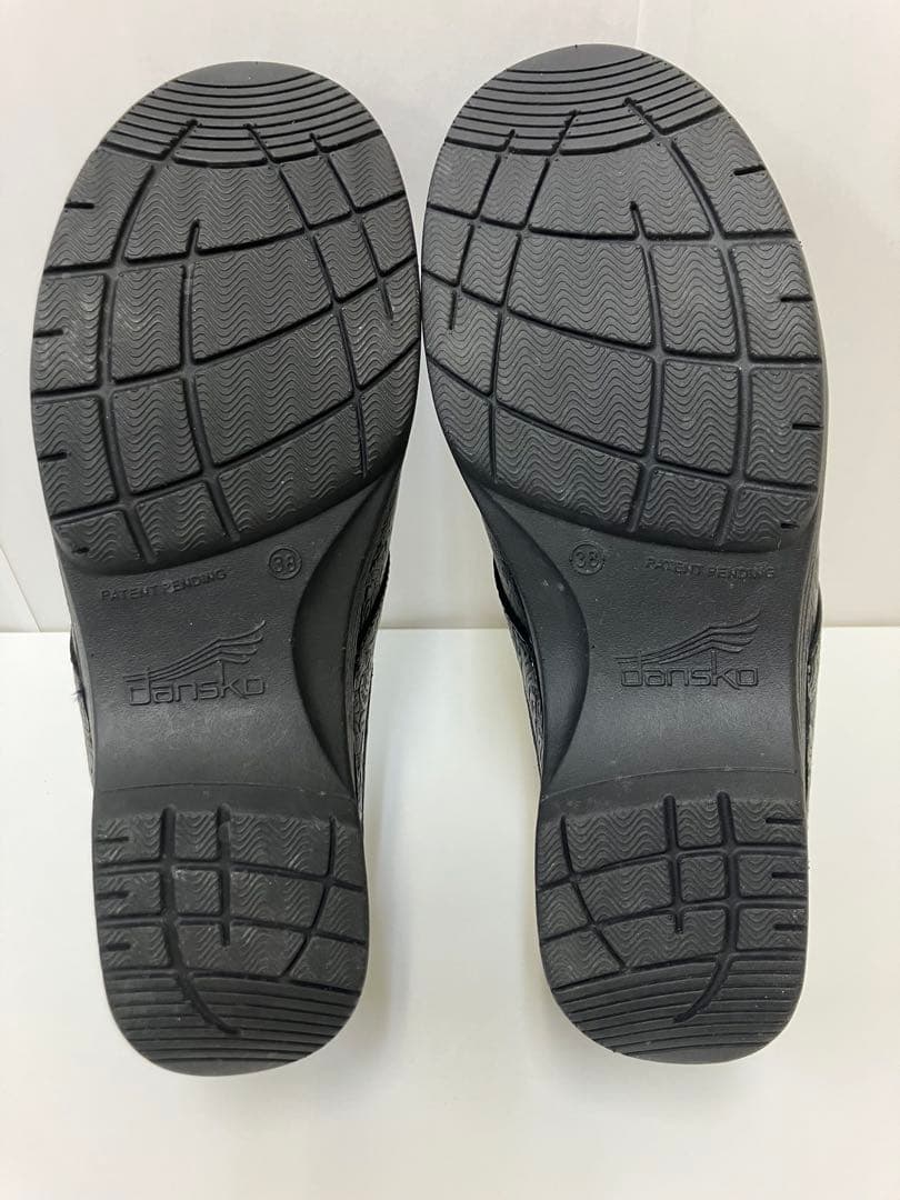 【訳あり☆新品未使用☆ダンスコ】LT PRO・ブラックフローラル・38