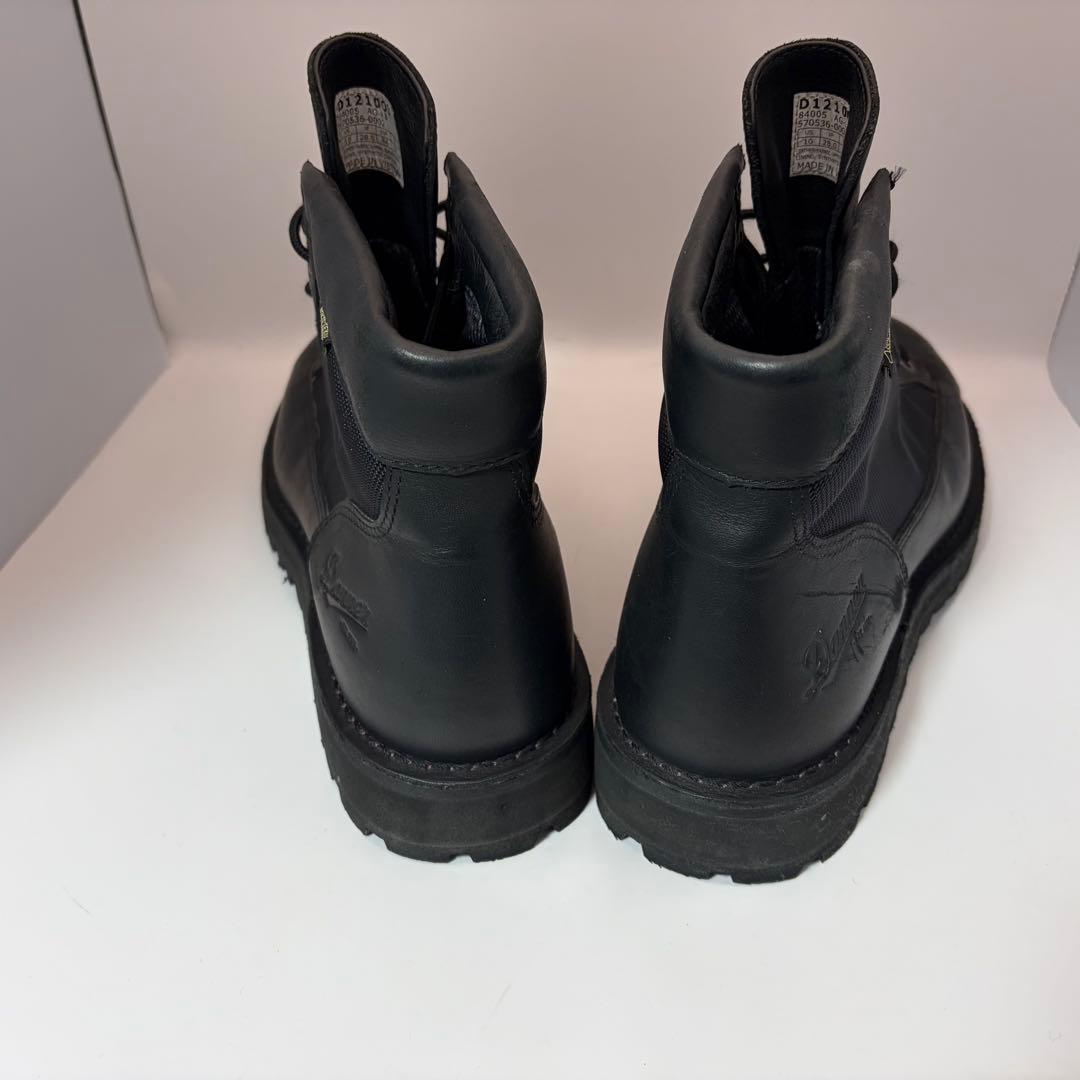 ウッチーダナー D121003 黒 ゴアテックス レザー 28cm