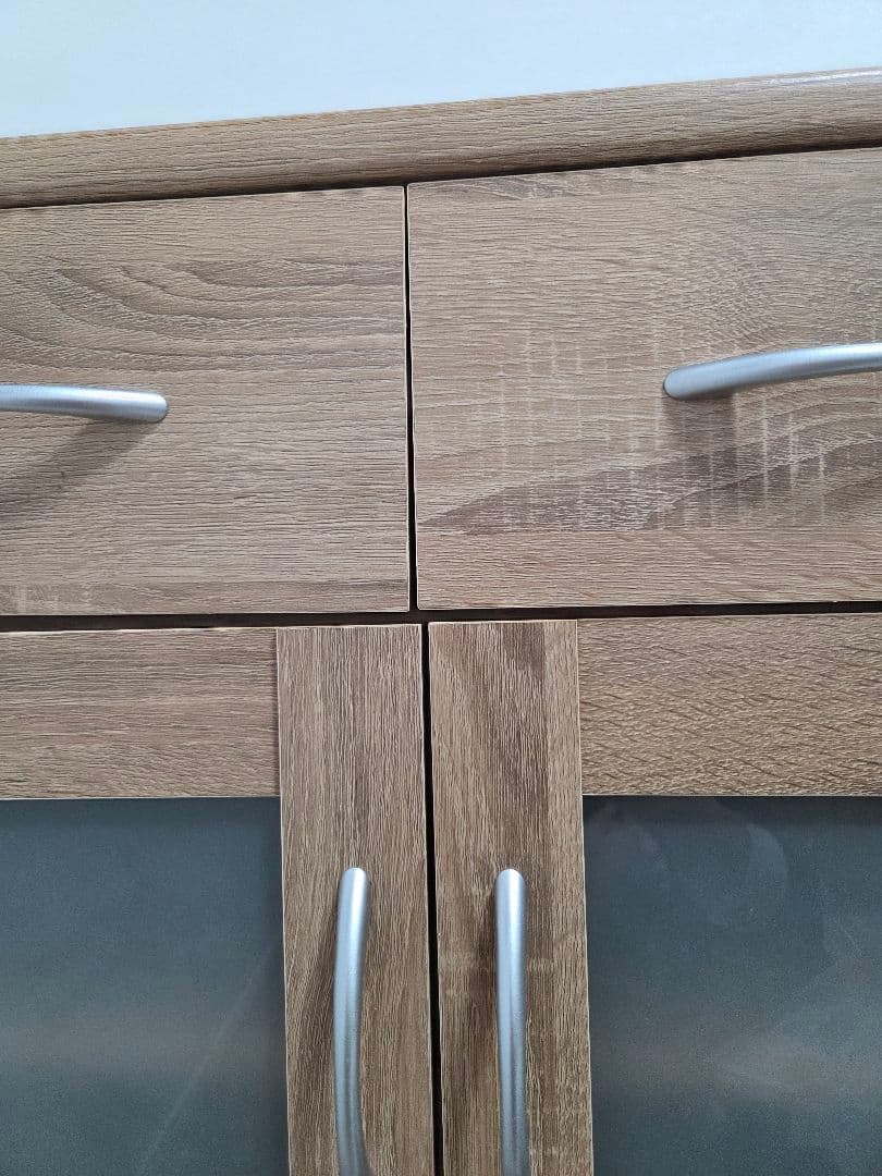 キッチンカウンター　食器棚　キッチンボード