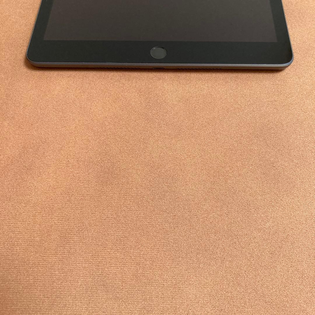 272【早い者勝ち】電池ほぼ新品☆iPad8第8世代32GB WIFIモデル☆