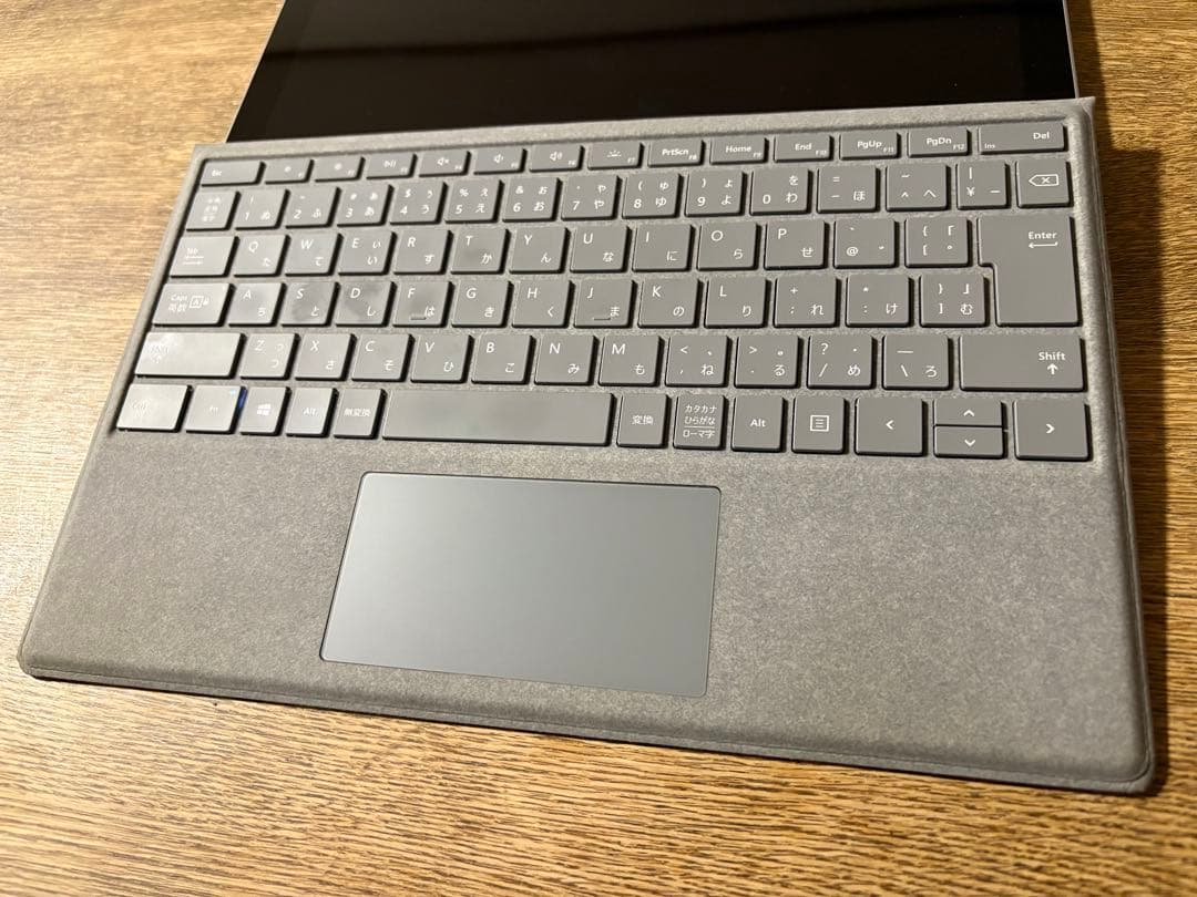 【美品】Microsoft Surface Pro（第5世代）