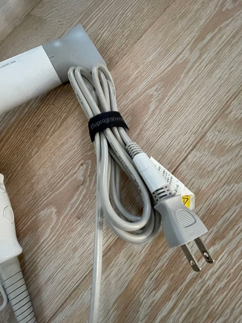 リュミエリーナ　レプロナイザー 3D plus ヘアビューロンヘアビューザー