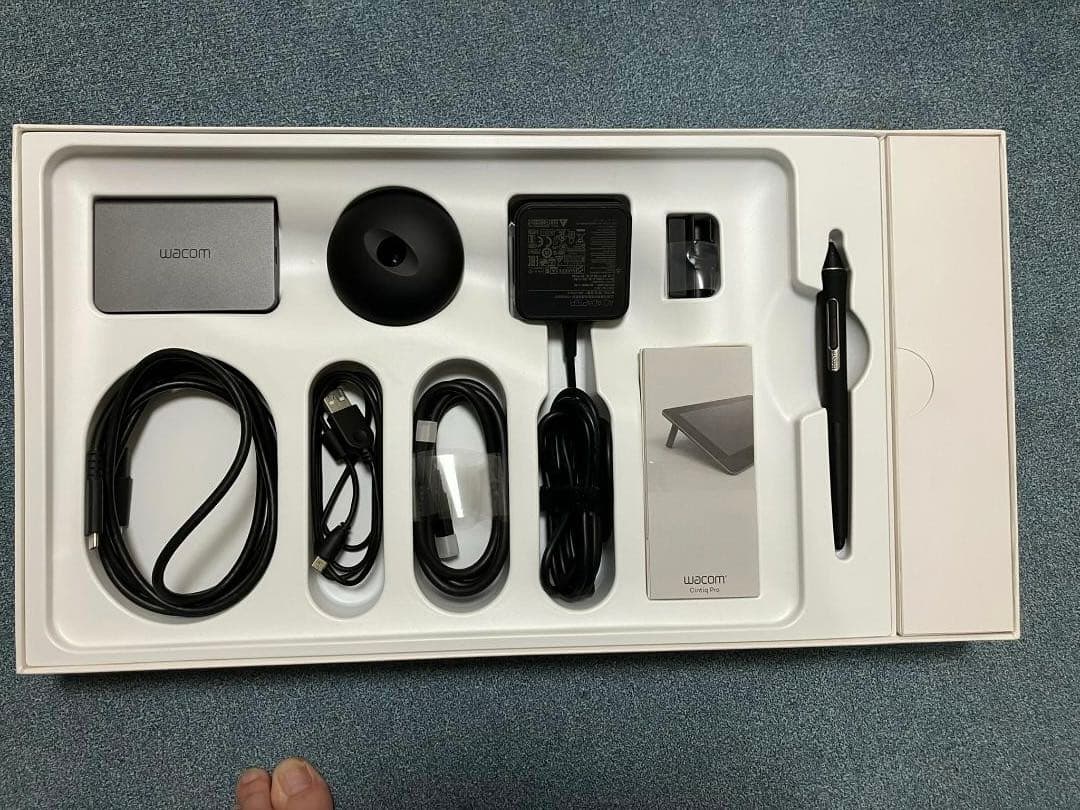 液タブ・ペンタブ Wacom Cintiq Pro 13 TDTH-1320/AK0