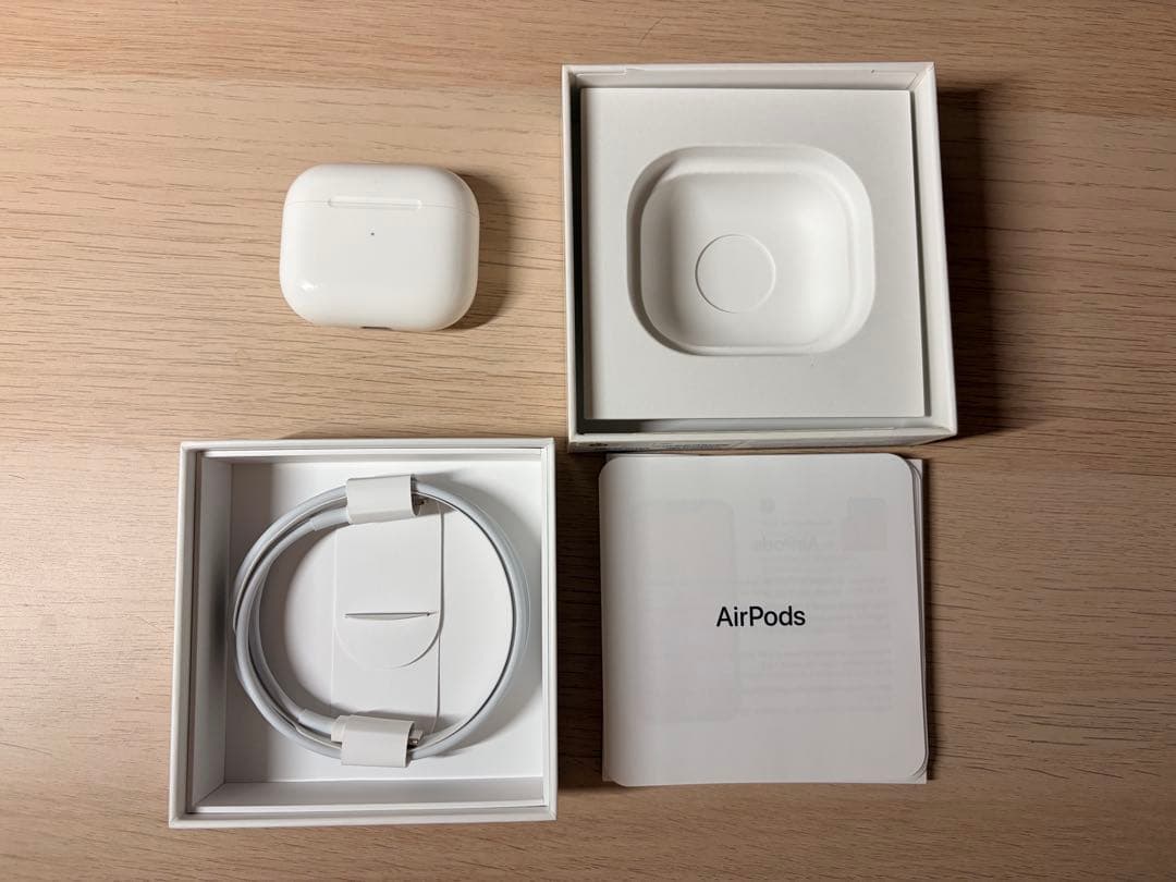 美品AirPods第3世代本体 箱、充電ケース、ケーブル付き