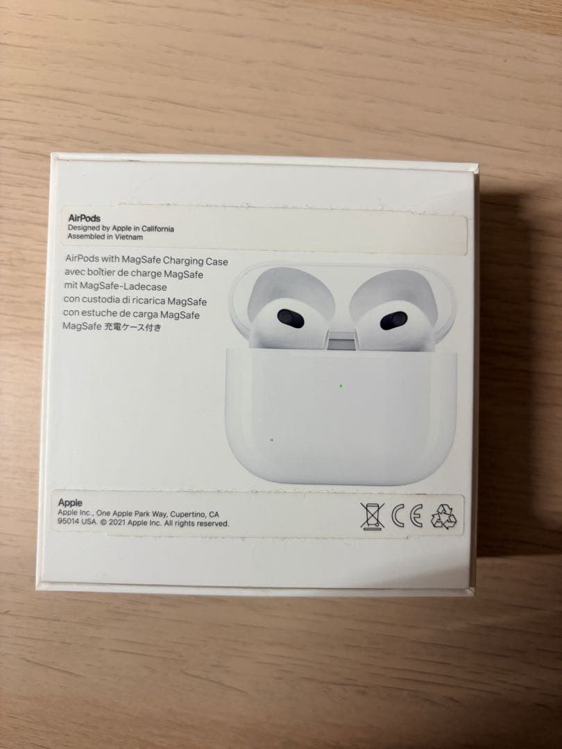 美品AirPods第3世代本体 箱、充電ケース、ケーブル付き