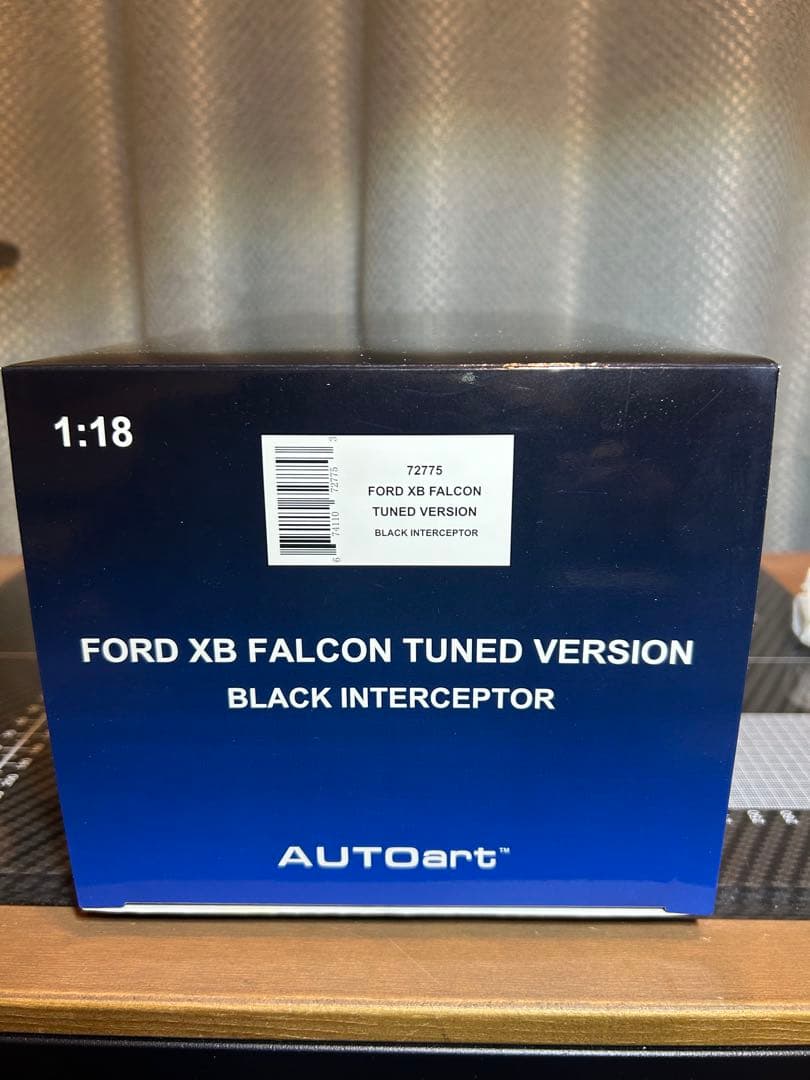 1/18 FORD XB FALCON マッドマックス インターセプター