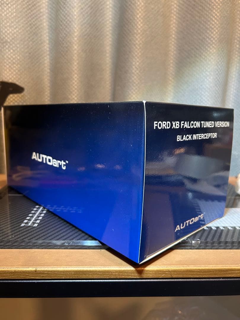 1/18 FORD XB FALCON マッドマックス インターセプター