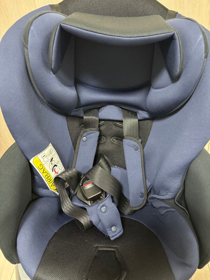 Aprica ネイビー チャイルドシート　ディアターンプラス　アップリカ