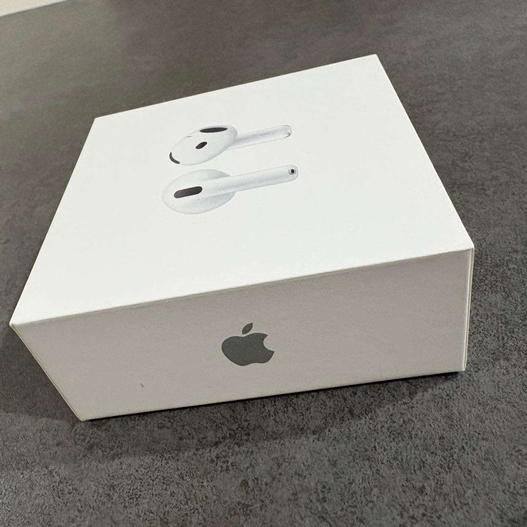 新品未開封 AirPods4 ノイズキャンセリング非搭載