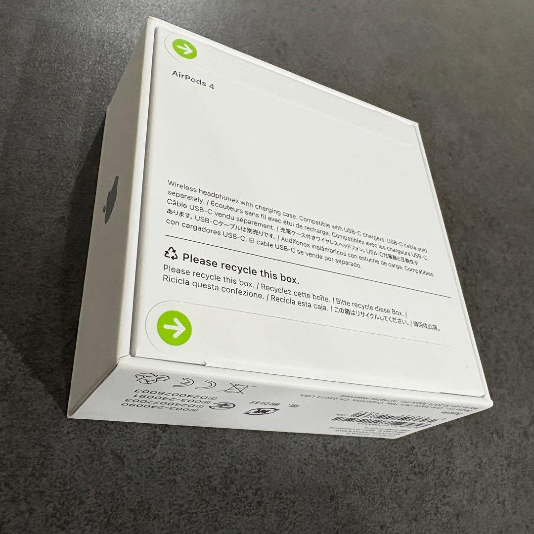 新品未開封 AirPods4 ノイズキャンセリング非搭載