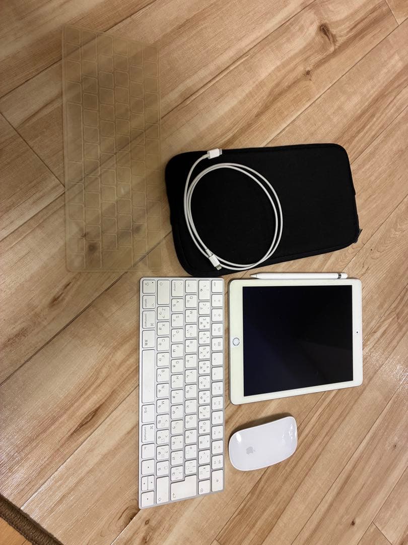 iPad第6世代 アップルペンシル　マジックキーボード　マジックマウス　セット品